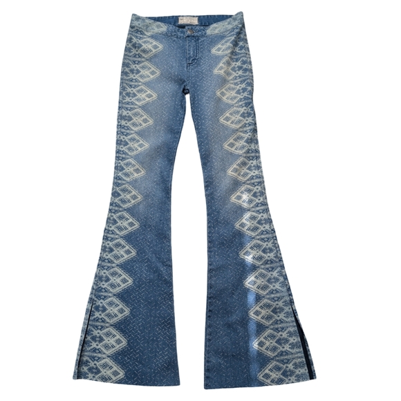 Free People Bali Super Flare Jeans Aztec Boho Print Size 26 RARE Y2K Festival - Picture 1 of 11